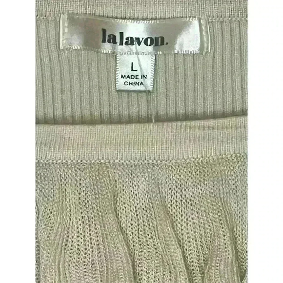 Lalavon Women's Ivory Ruffle Detail Square Neck Sweater Top Size L - Picture 3 of 12